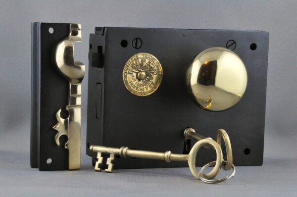 Carpenter Lock MHN 6011