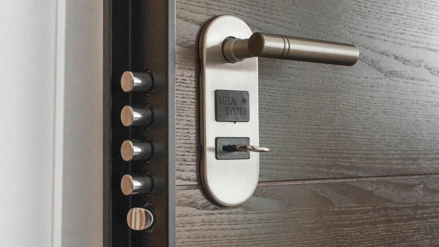 Why MHN EXPORT is Your Go-To Choice for High-Quality Locks and Hardware